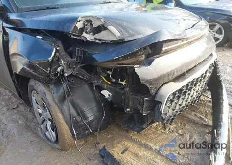 2020 Kia Soul Lx z USA, uszkodzony, nr VIN KNDJ23AU1L7712305